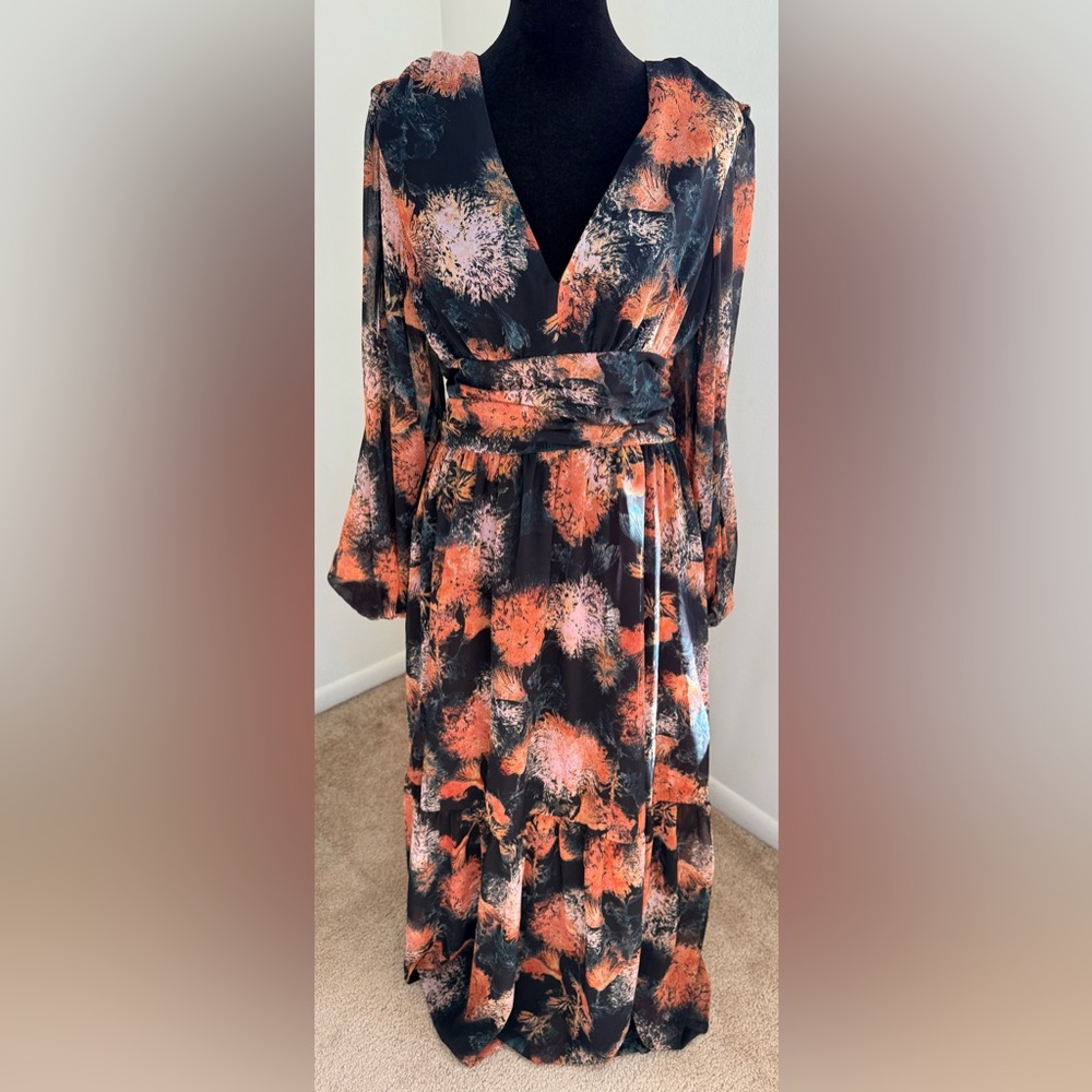 Chelsea 28 Split Long Sleeve Tiered Dress v neck lightweight maxi sexy chic med